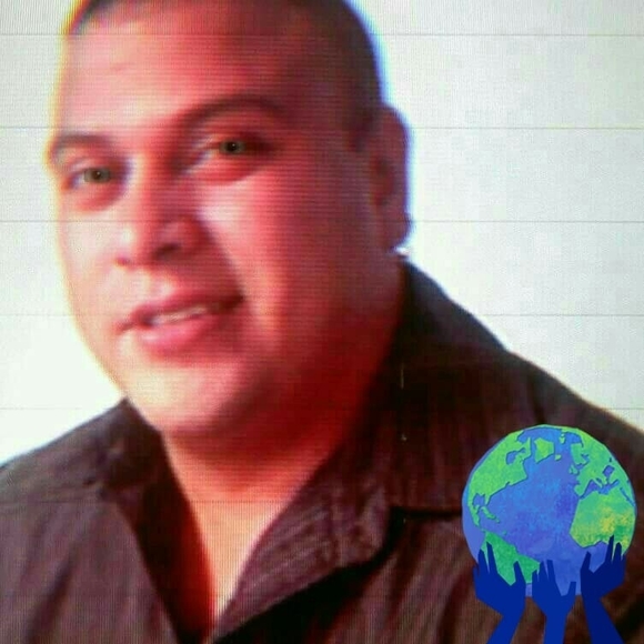 Meet your Posher, George - Picture 1 of 1